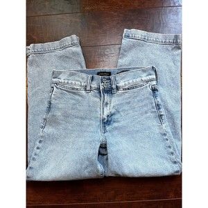 Banana Republic High Rise Crop Jean Light Wash Size 25